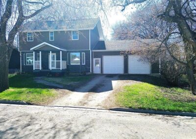 $239,900 – 769 Cook Street